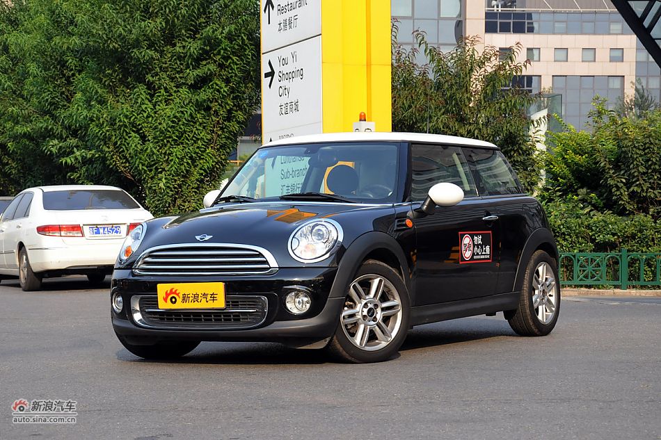 2011款MINI COOPER实拍