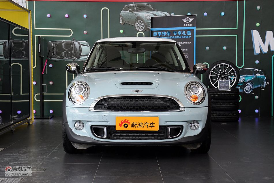 2011款MINI COOPER实拍