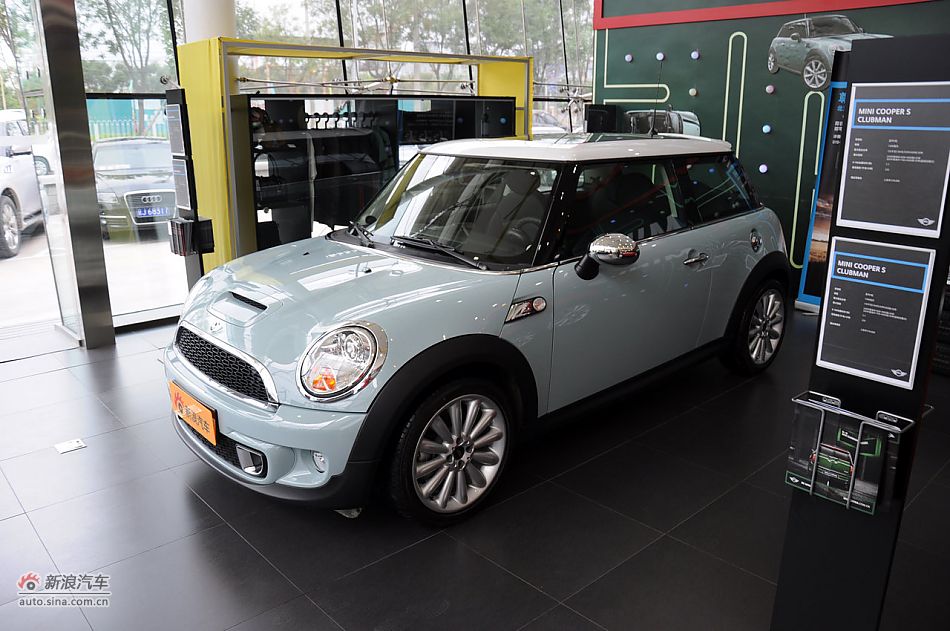 2011款MINI COOPER实拍