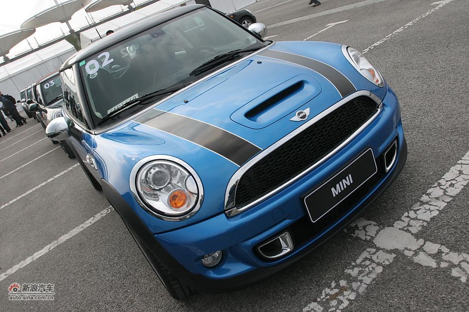 2011款MINI Cooper S外观