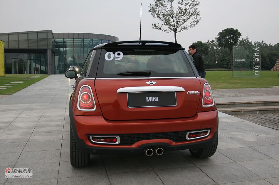 2011款MINI Cooper S外观