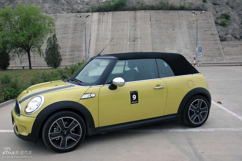 MINI Cooper S敞篷外观及细节