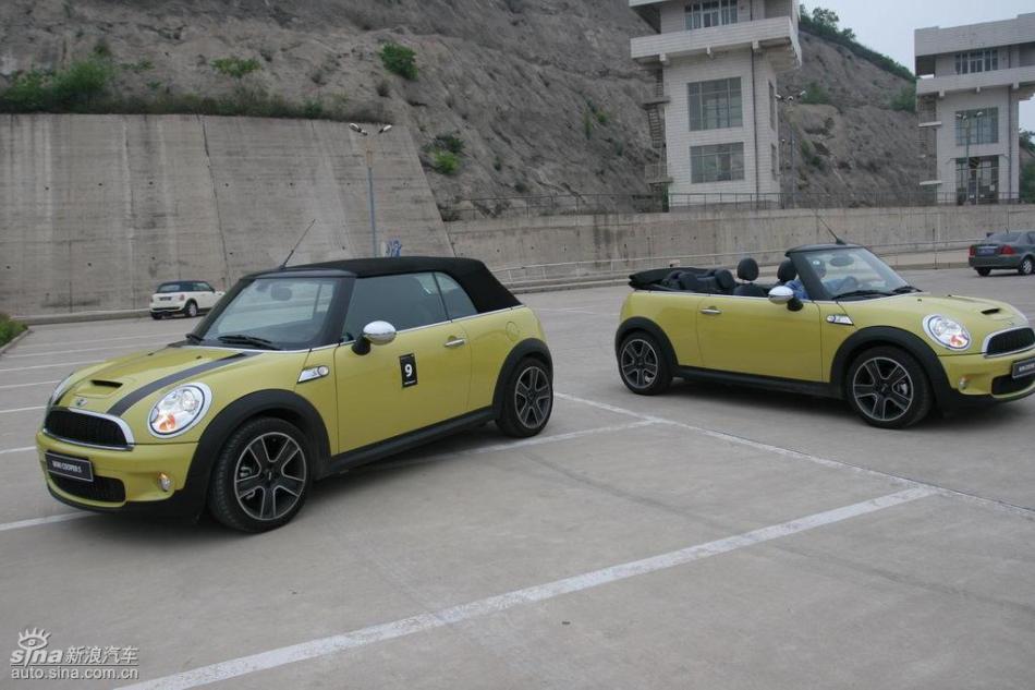 MINI Cooper S敞篷外观及细节