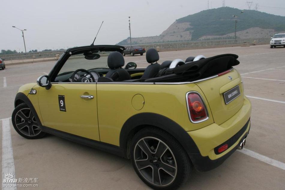 MINI Cooper S敞篷外观及细节