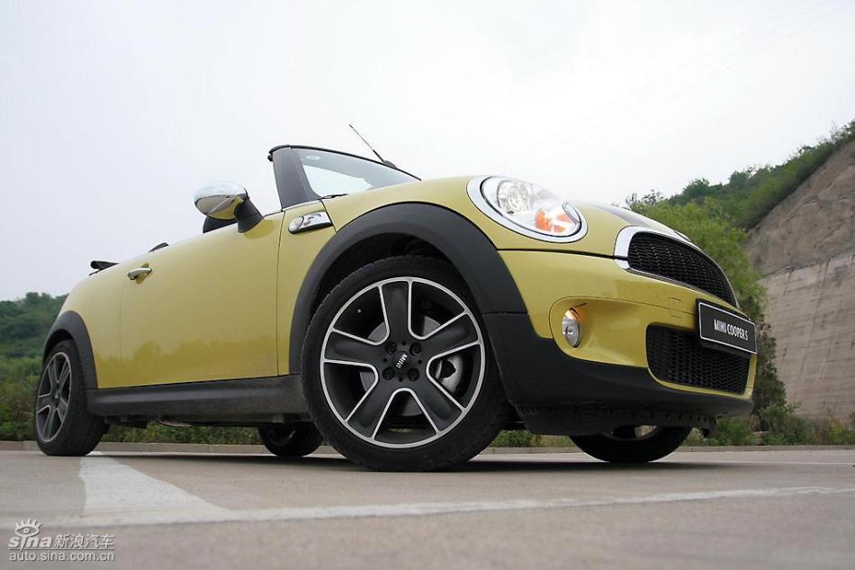 MINI Cooper S敞篷外观及细节