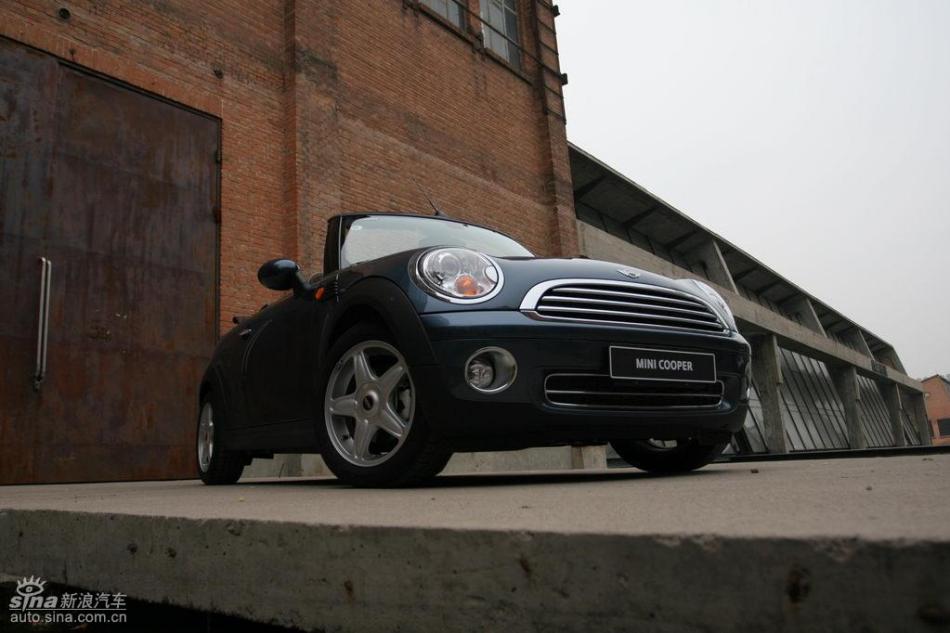 MINI Cooper敞篷外观及细节