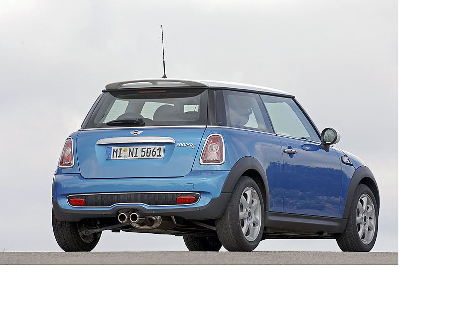 新MINI COOPERS外观