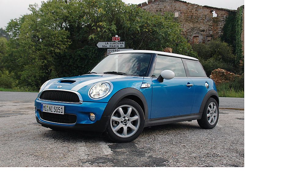 新MINI COOPERS外观