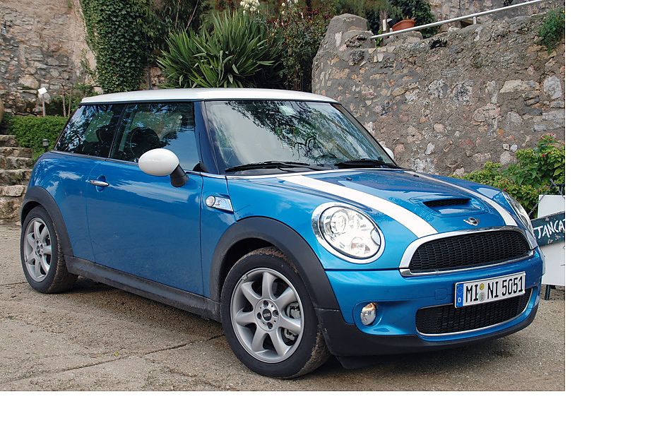 新MINI COOPERS外观
