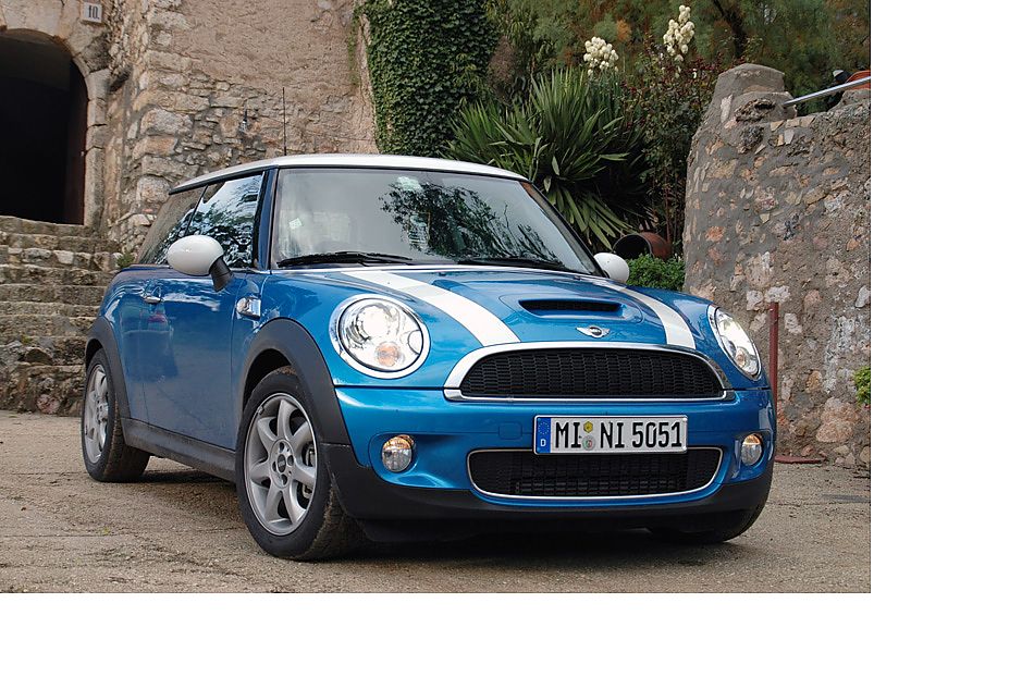 新MINI COOPERS外观