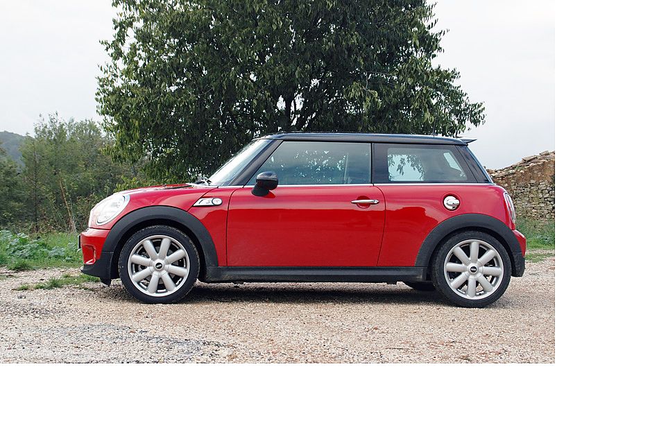 新MINI COOPERS外观