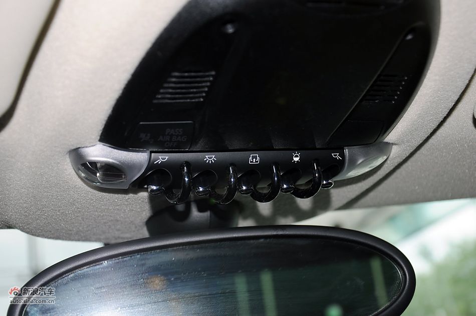 2011款MINI COOPER实拍