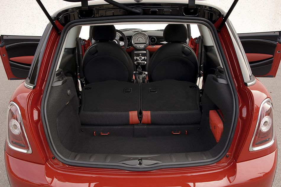 Mini cooper S后备厢