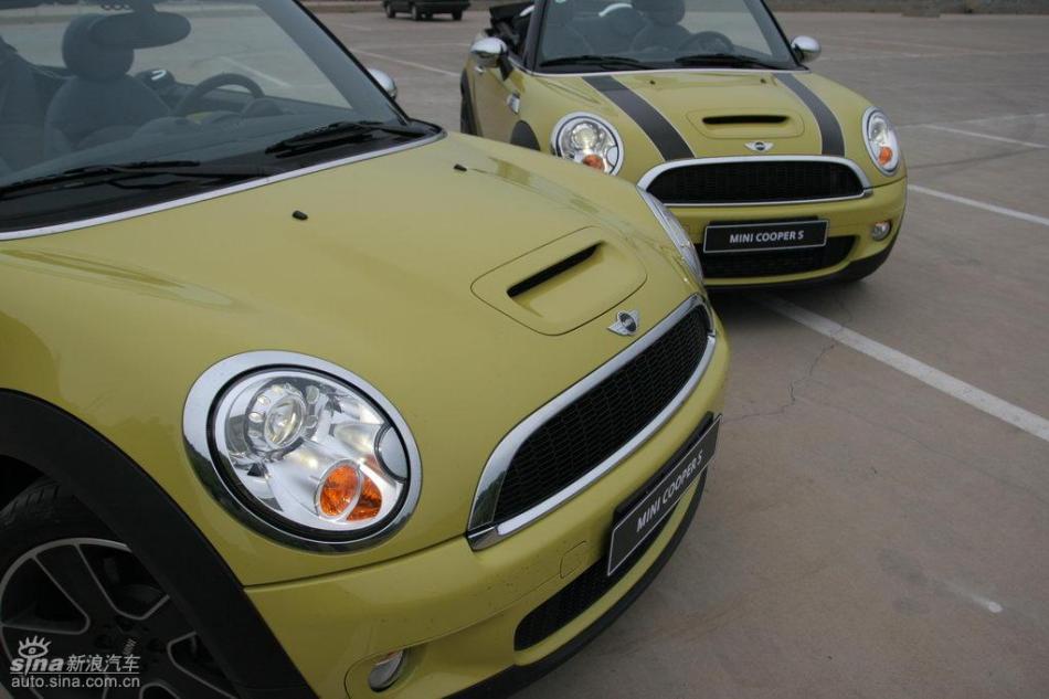 MINI Cooper S敞篷外观及细节