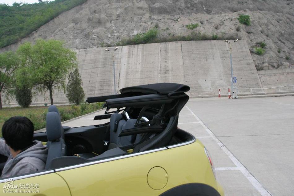 MINI Cooper S敞篷外观及细节
