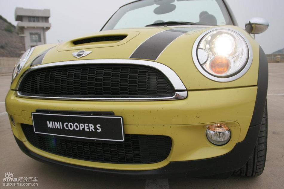 MINI Cooper S敞篷外观及细节