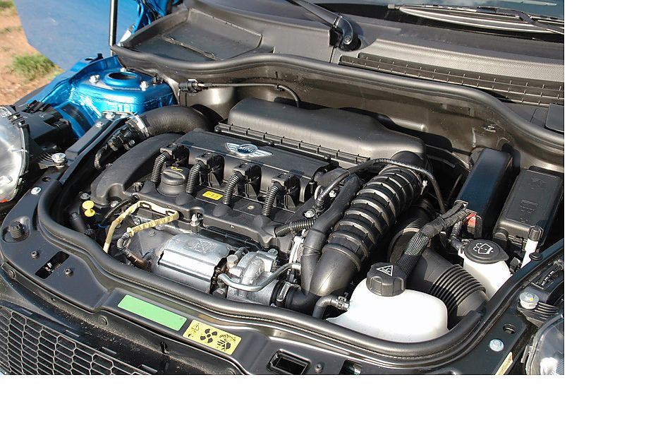 新MINI COOPERS发动机