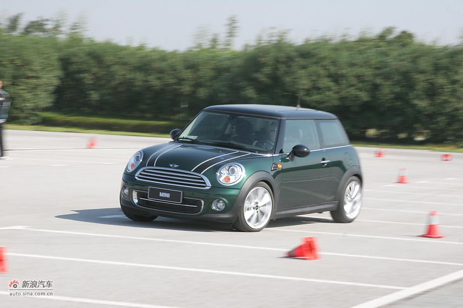 2011款MINI Cooper动态