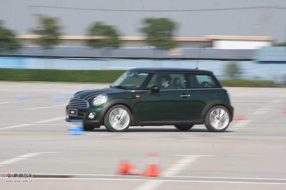 2011款MINI Cooper动态