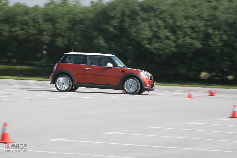 2011款MINI Cooper动态