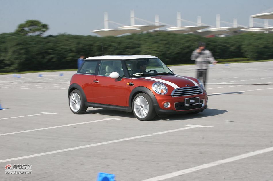 2011款MINI Cooper动态