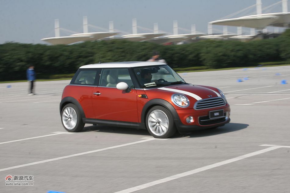 2011款MINI Cooper动态