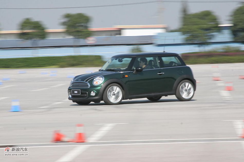 2011款MINI Cooper动态