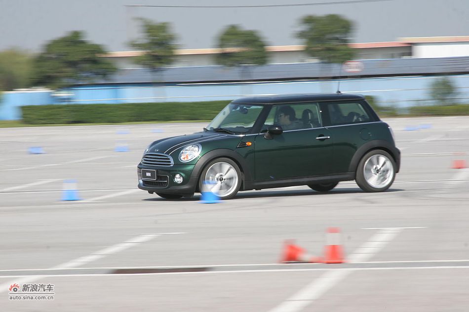 2011款MINI Cooper动态