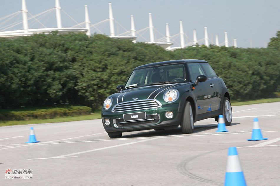 2011款MINI Cooper动态