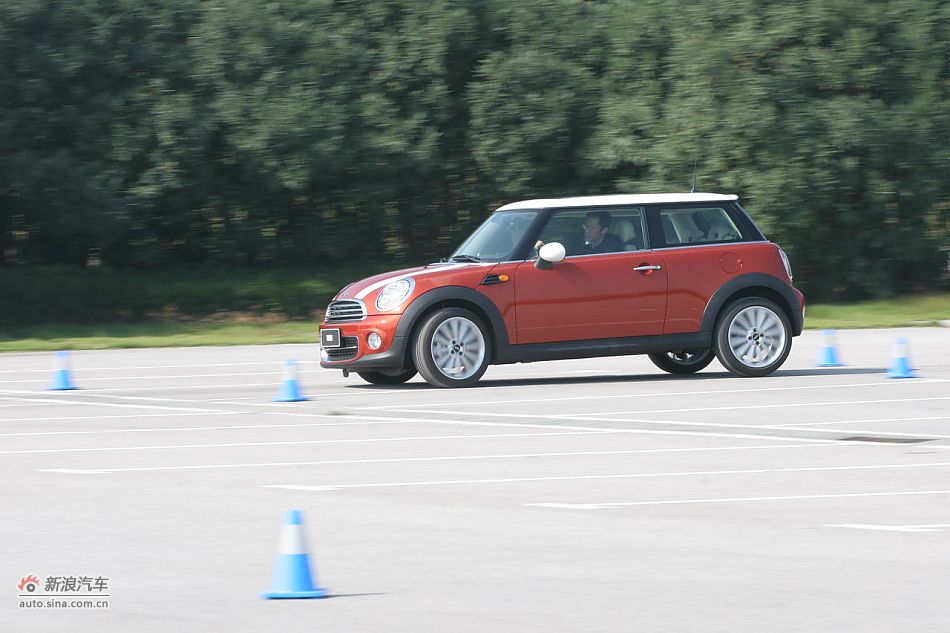2011款MINI Cooper动态