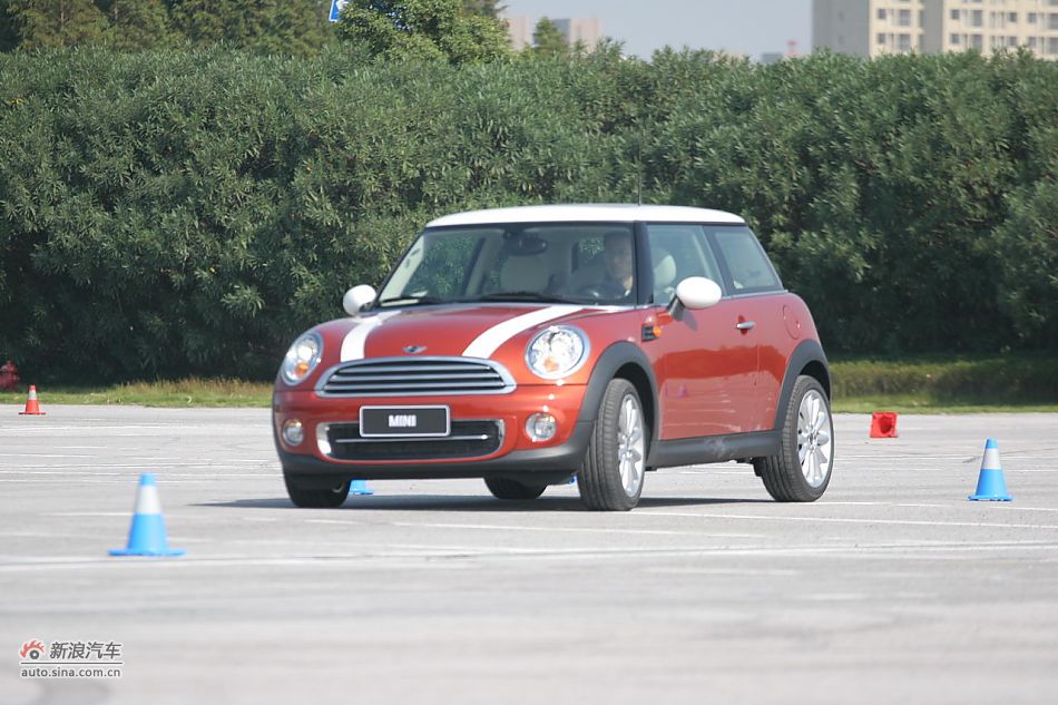 2011款MINI Cooper动态