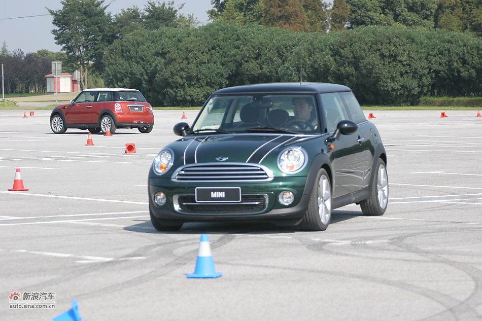 2011款MINI Cooper动态