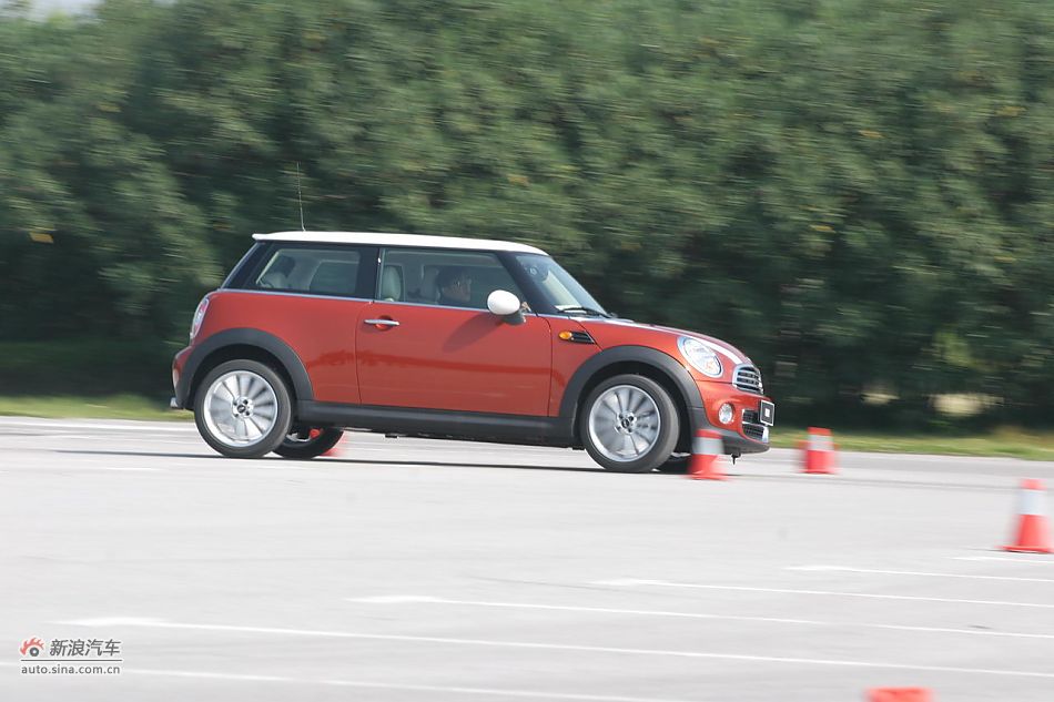 2011款MINI Cooper动态
