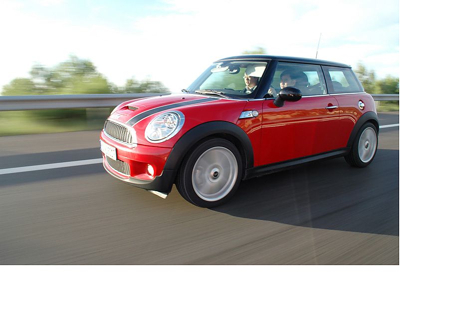 新MINI COOPERS动态