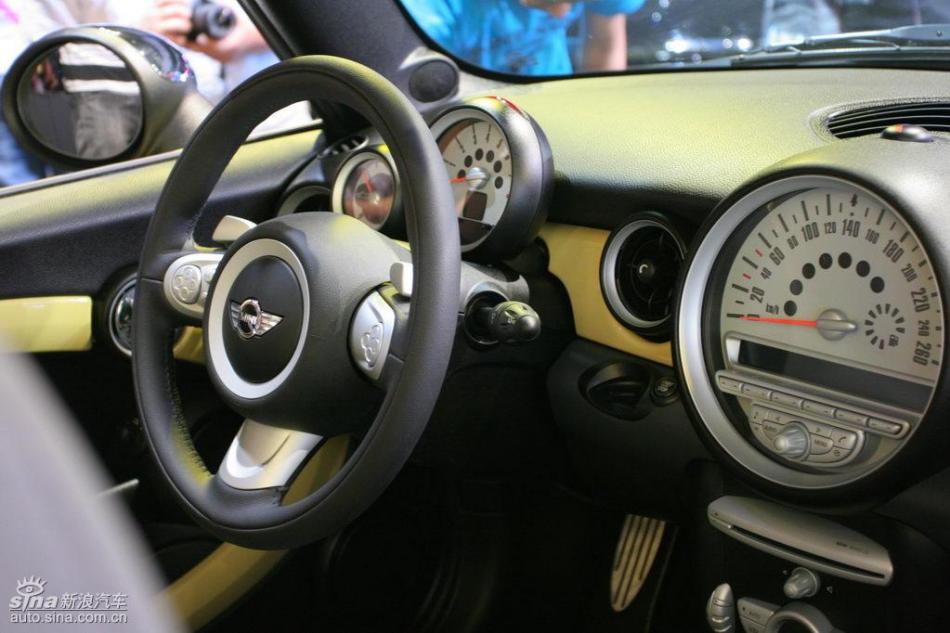 MINI Cooper敞篷版及Cooper S敞篷版