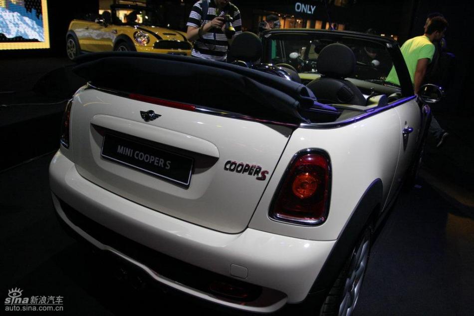 MINI Cooper敞篷版及Cooper S敞篷版