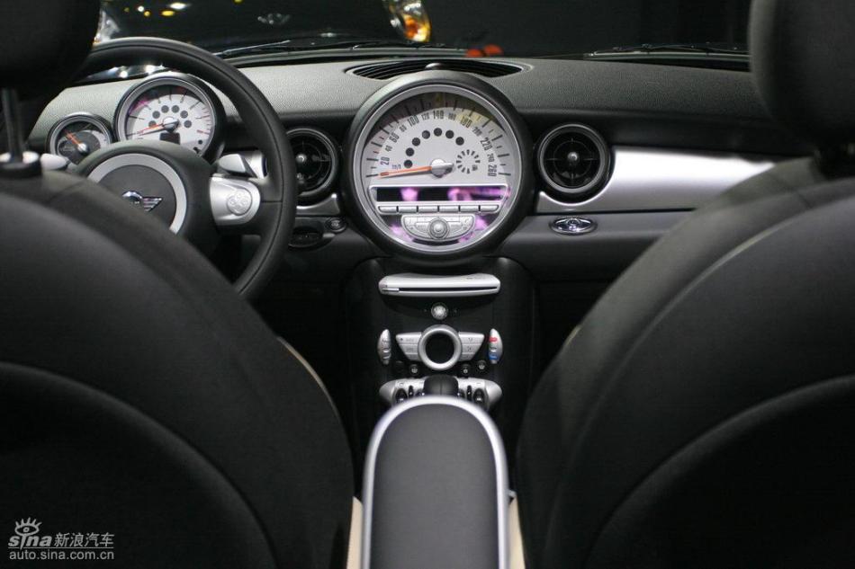 MINI Cooper敞篷版及Cooper S敞篷版