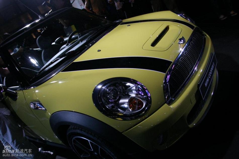 MINI Cooper敞篷版及Cooper S敞篷版
