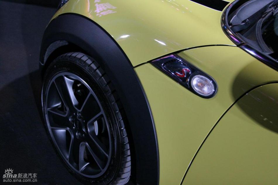 MINI Cooper敞篷版及Cooper S敞篷版