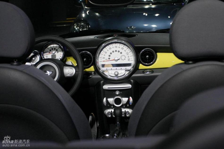 MINI Cooper敞篷版及Cooper S敞篷版