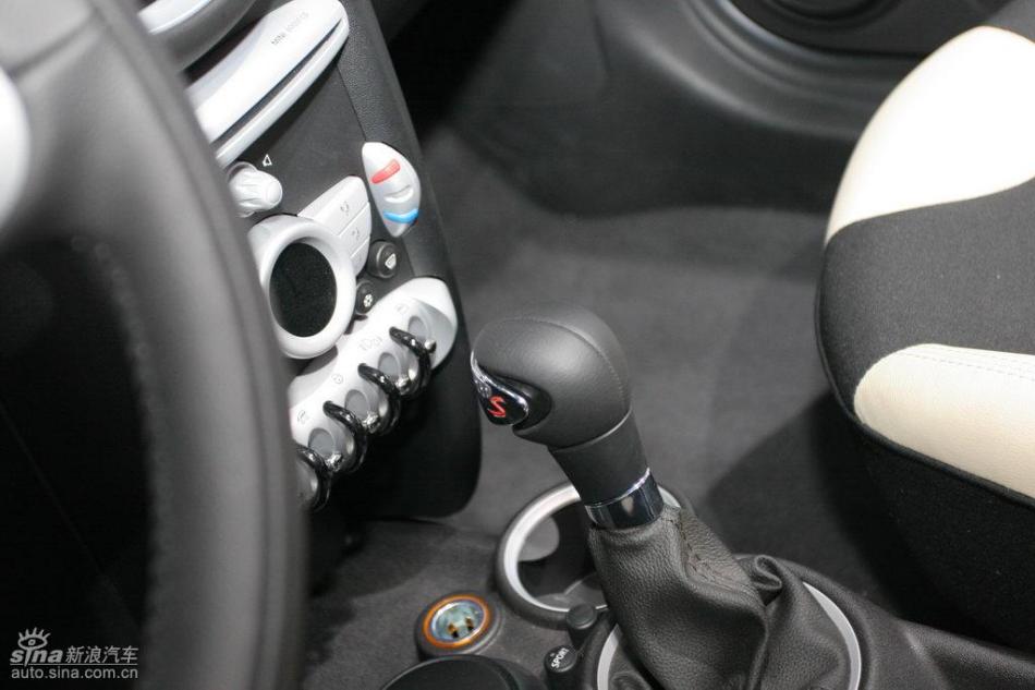 MINI Cooper敞篷版及Cooper S敞篷版