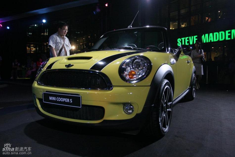 MINI Cooper敞篷版及Cooper S敞篷版
