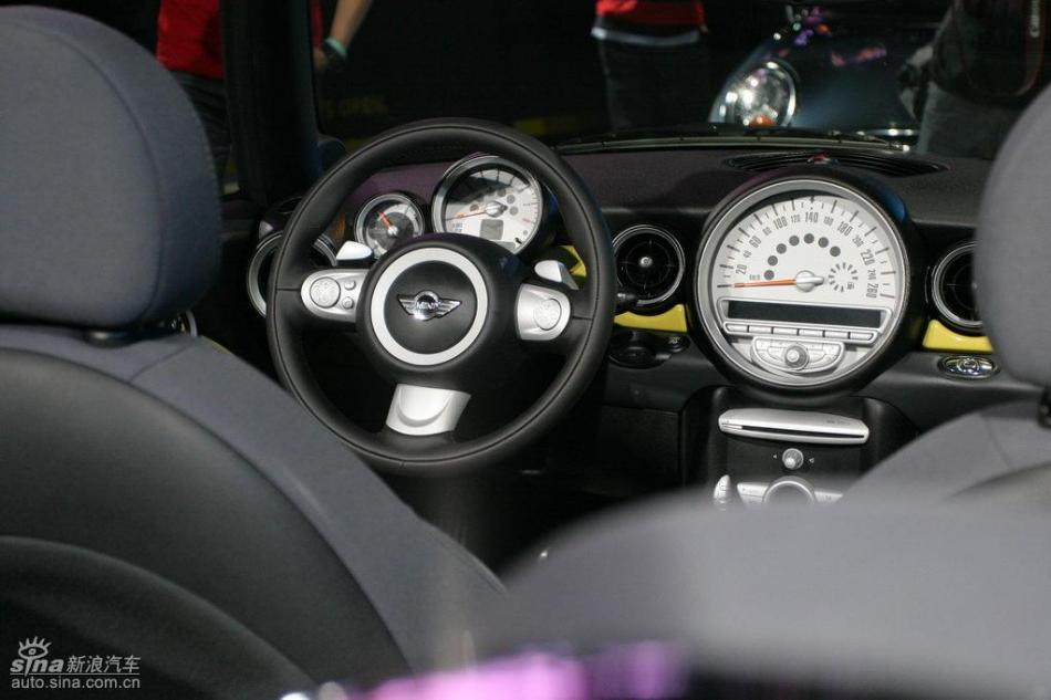 MINI Cooper敞篷版及Cooper S敞篷版