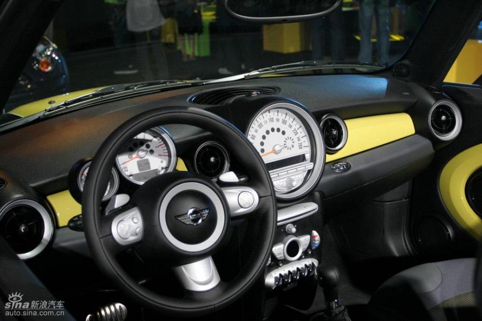 MINI Cooper敞篷版及Cooper S敞篷版