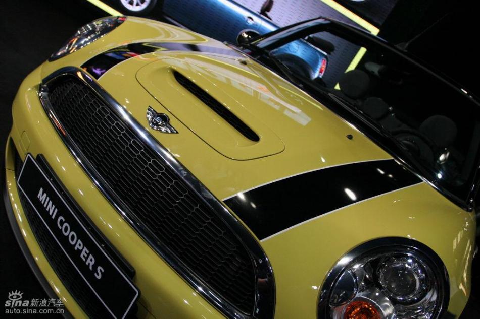 MINI Cooper敞篷版及Cooper S敞篷版