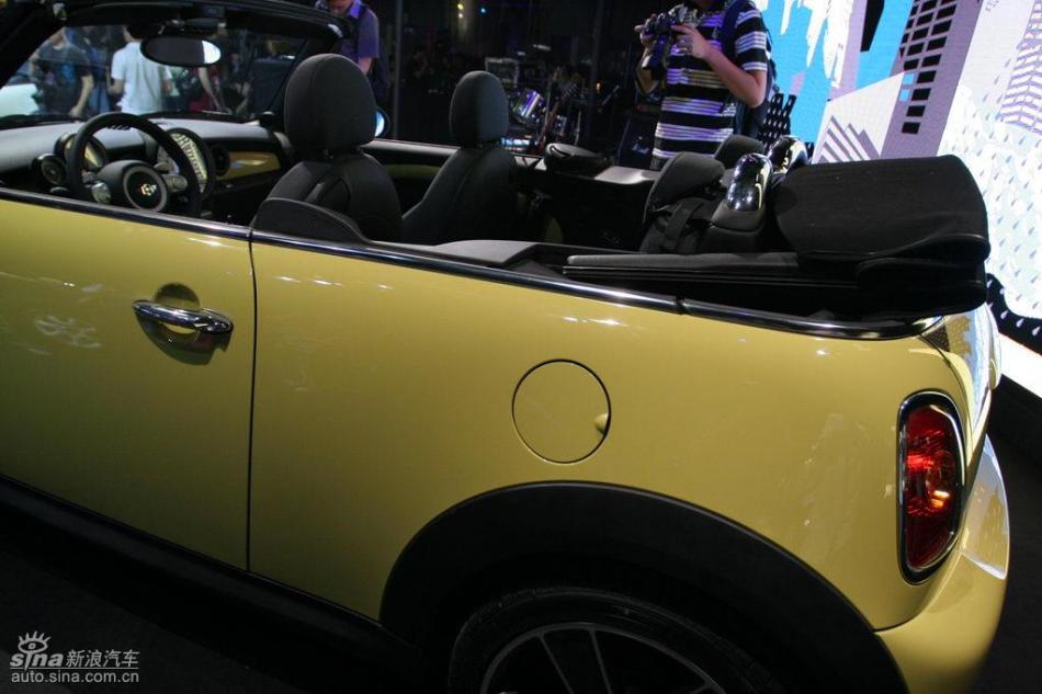 MINI Cooper敞篷版及Cooper S敞篷版