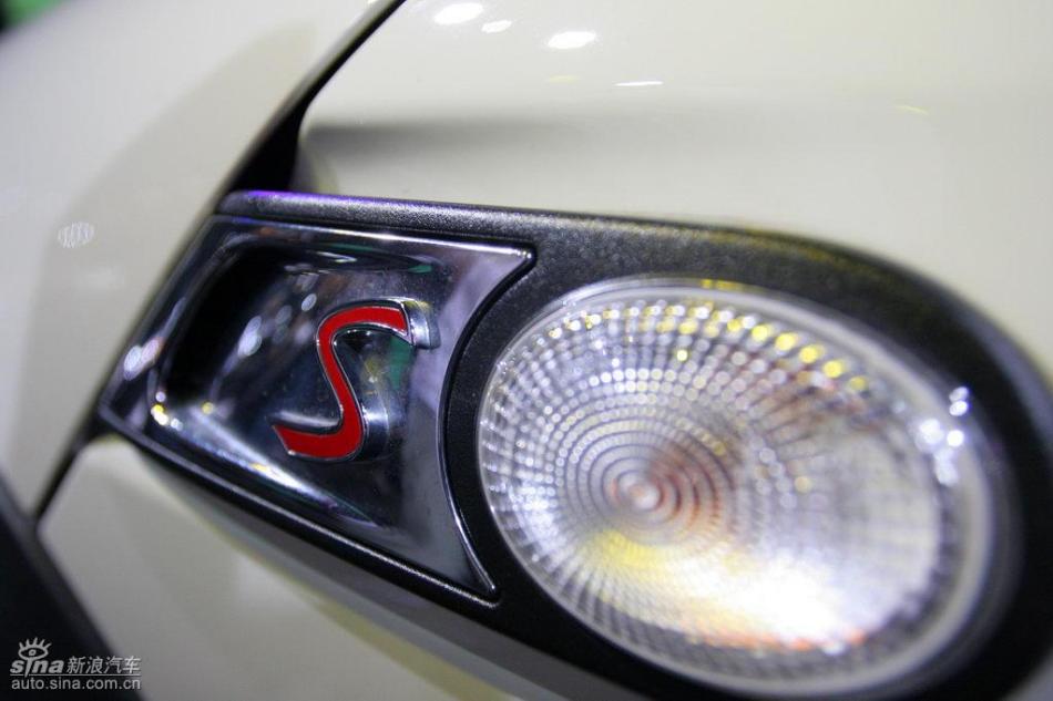 MINI Cooper敞篷版及Cooper S敞篷版