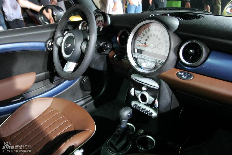 MINI Cooper敞篷版及Cooper S敞篷版