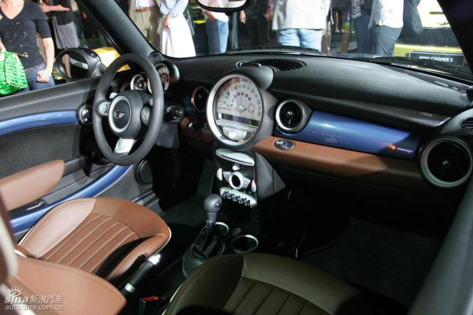 MINI Cooper敞篷版及Cooper S敞篷版
