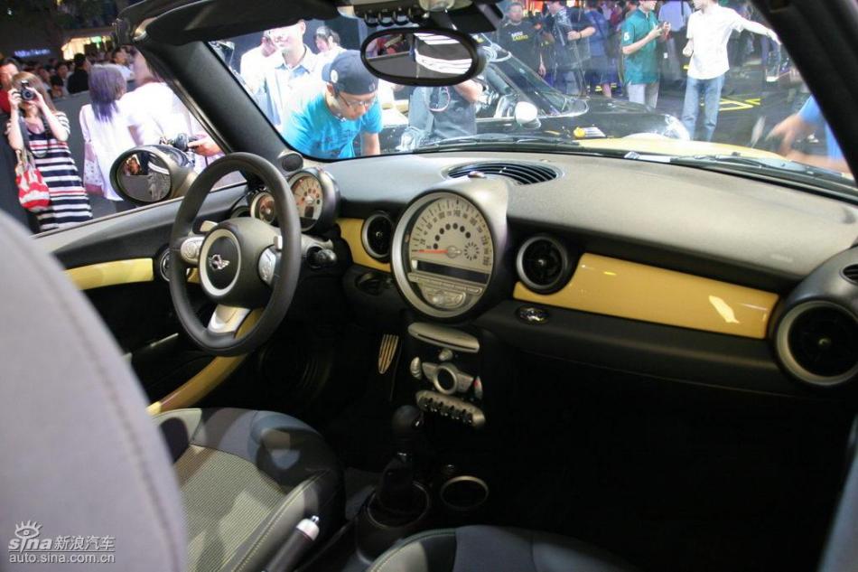 MINI Cooper敞篷版及Cooper S敞篷版